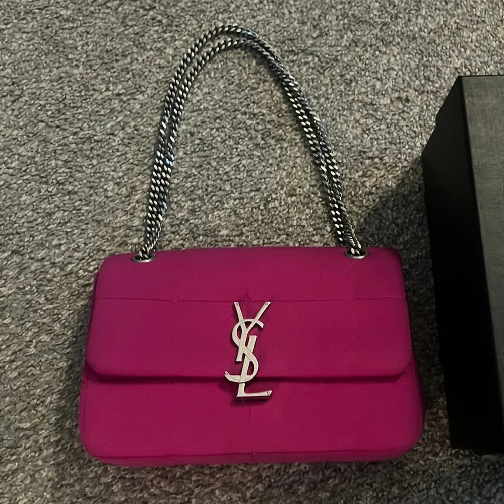 YSL quilted fabric purse/crossbody - Picture 3 of 17